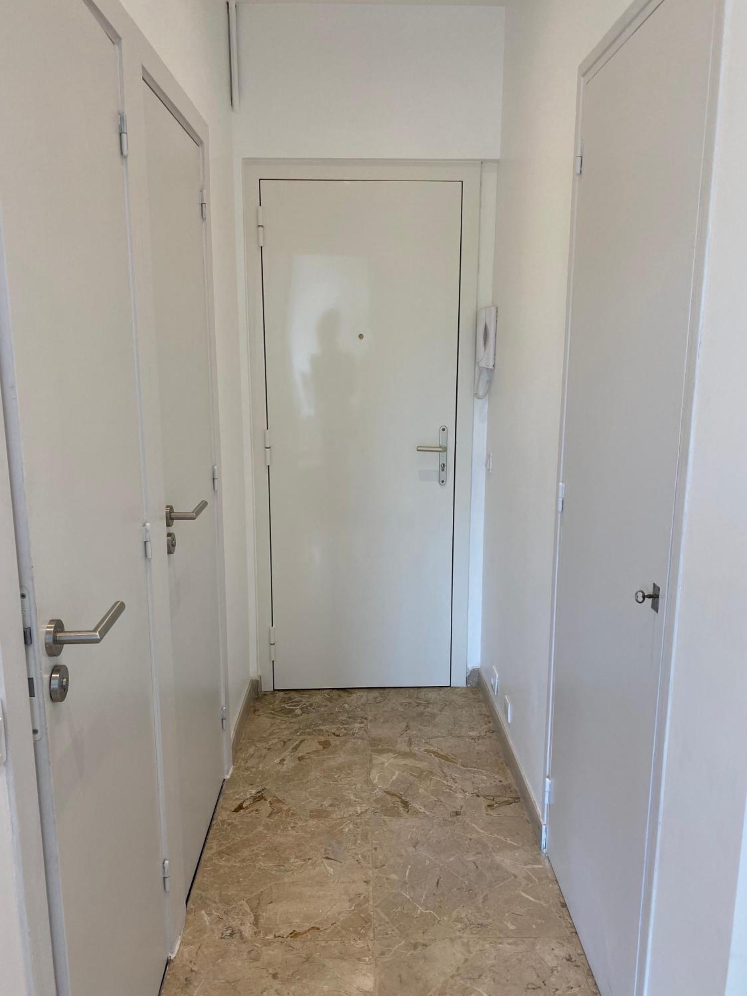 Mirela'S Private Room With Key, Ac, Lift & Balcony In The Center Of Nice On The Cote D'Azur Exterior photo